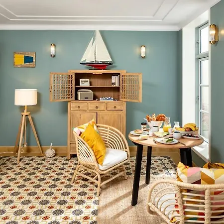 Kapitaenshaus In Wasserlage! Traumapartments Warnemuende * Rostock