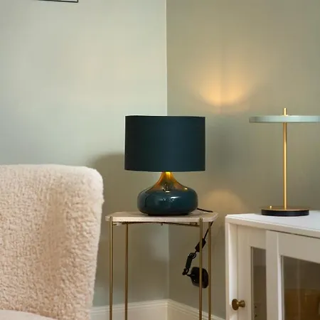 Kapitaenshaus In Wasserlage! Traumapartments Warnemuende * Rostock