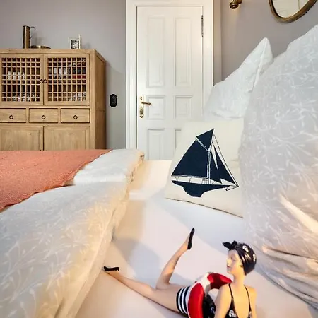 Apartman Kapitaenshaus In Wasserlage! Traumapartments Warnemuende *