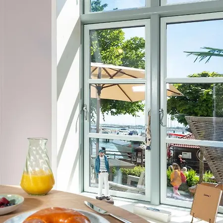 Apartman Kapitaenshaus In Wasserlage! Traumapartments Warnemuende