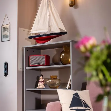 Kapitaenshaus In Wasserlage! Traumapartments Warnemuende Rostock