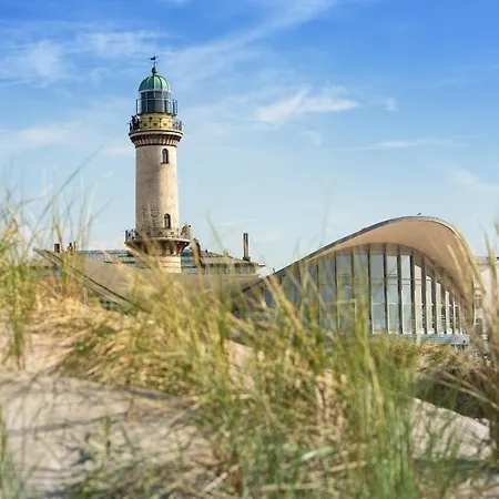 Kapitaenshaus In Wasserlage! Traumapartments Warnemuende *